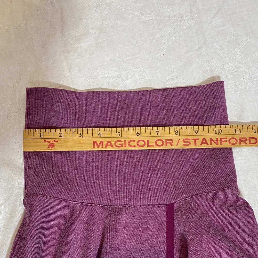 Nike Dri-Fit Maternity Reversible Pullover in Violet Heather - women size M - Picture 10 of 12